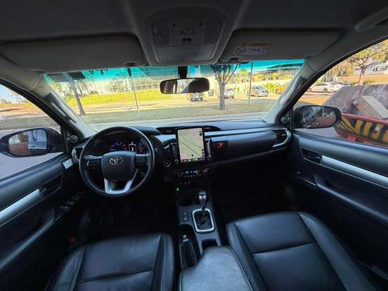TOYOTA-HILUX-2.8 SRX 4X4 CD 16V DIESEL 4P AUTOMÁTICO TOYOTA-HILUX-2018