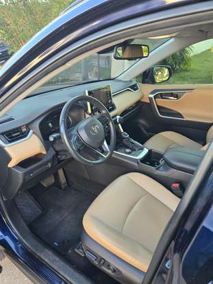 TOYOTA-RAV4-2022