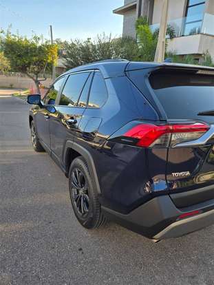 TOYOTA-RAV4-2022