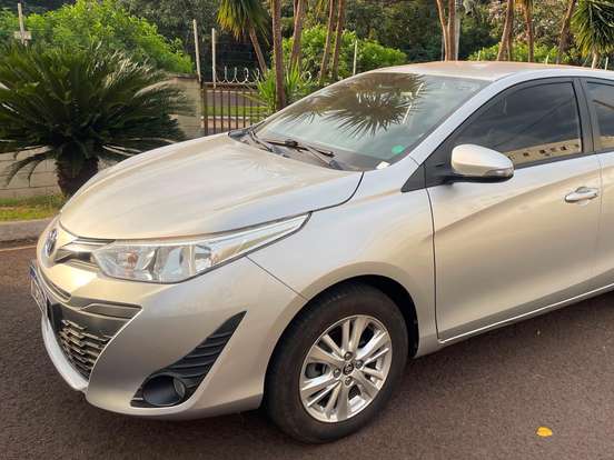 TOYOTA-YARIS-1.5 16V FLEX XLS MULTIDRIVE TOYOTA-YARIS-2019