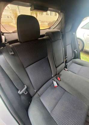 TOYOTA-YARIS-2019