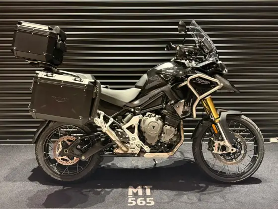TRIUMPH TIGER 1200 BLACK EDITION TRIUMPH TIGER 1200 BLACK EDITION