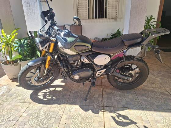 TRIUMPH SCRAMBLER 400 X 