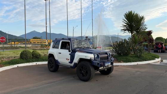 TROLLER T4 3.2 XLT 4X4 20V TURBO INTERCOOLER DIESEL 2P AUTOMÁTICO