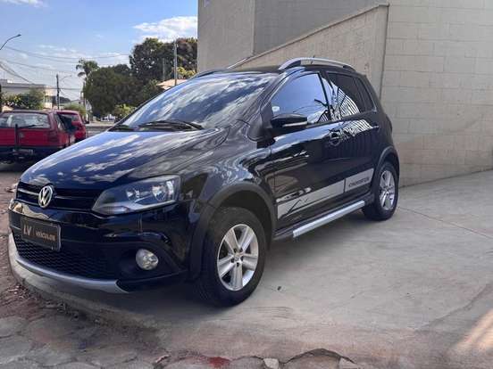 VOLKSWAGEN-CROSSFOX-1.6 MI FLEX 8V 4P MANUAL VOLKSWAGEN-CROSSFOX-2010