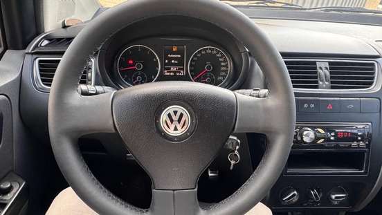 VOLKSWAGEN-CROSSFOX-2010