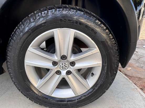 VOLKSWAGEN-CROSSFOX-1.6 MI FLEX 8V 4P MANUAL VOLKSWAGEN-CROSSFOX-2010