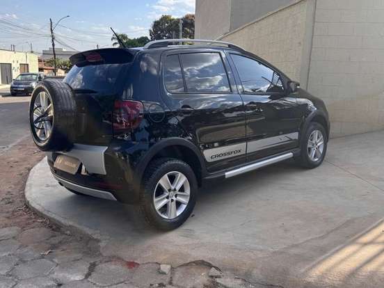 VOLKSWAGEN-CROSSFOX-1.6 MI FLEX 8V 4P MANUAL VOLKSWAGEN-CROSSFOX-2010