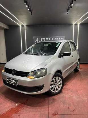 VOLKSWAGEN-FOX-2010