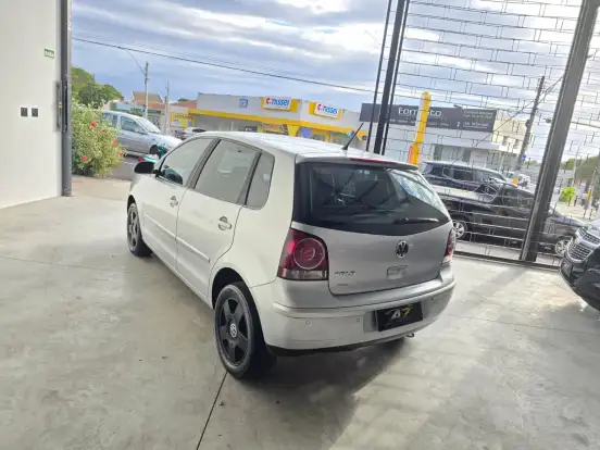 VOLKSWAGEN-POLO-1.6 MI 8V TOTAL FLEX 4P MANUAL VOLKSWAGEN-POLO-2011