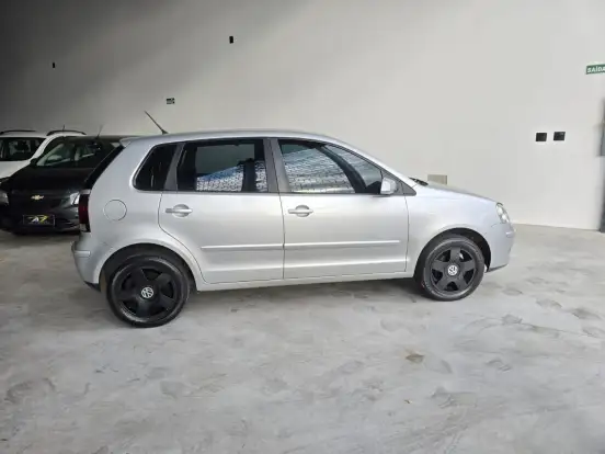 VOLKSWAGEN-POLO-1.6 MI 8V TOTAL FLEX 4P MANUAL VOLKSWAGEN-POLO-2011