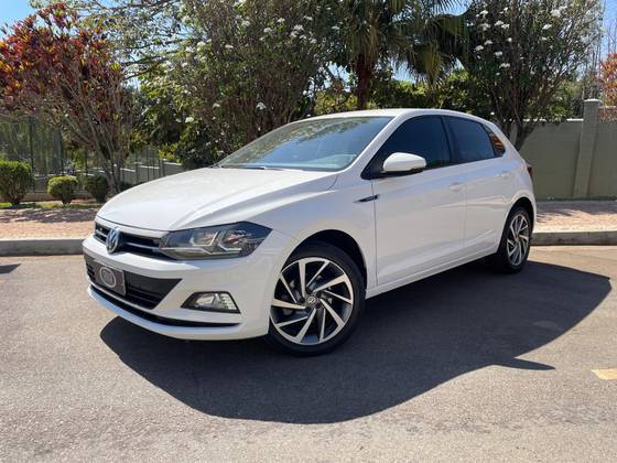 VOLKSWAGEN POLO 1.0 200 TSI HIGHLINE AUTOMÁTICO