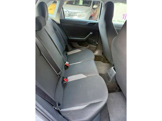 VOLKSWAGEN-POLO-2024