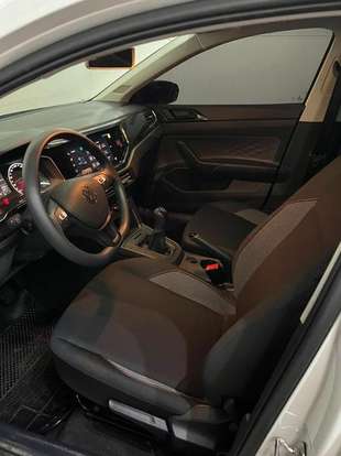 VOLKSWAGEN-POLO-2025