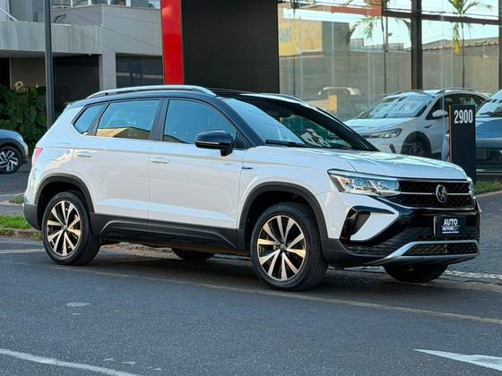 VOLKSWAGEN TAOS 1.4 250 TSI TOTAL FLEX HIGHLINE AUTOMÁTICO