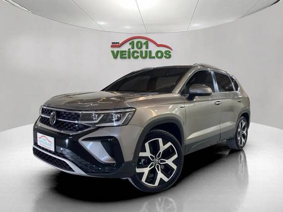 VOLKSWAGEN TAOS 1.4 250 TSI TOTAL FLEX HIGHLINE AUTOMÁTICO