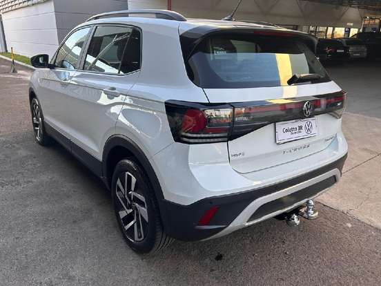VOLKSWAGEN-T-CROSS-2024