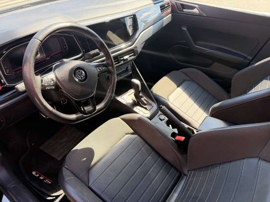 VOLKSWAGEN-VIRTUS-2021