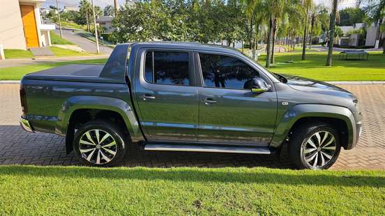VOLKSWAGEN-AMAROK-2022