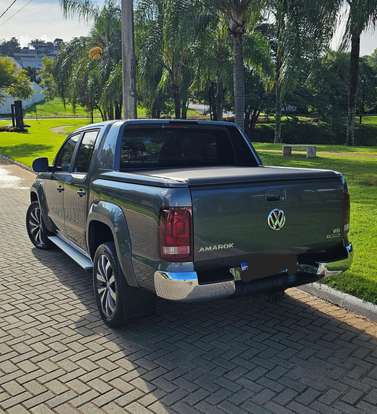 VOLKSWAGEN-AMAROK-2022