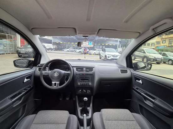 VOLKSWAGEN-FOX-1.6 MI 8V FLEX 4P MANUAL VOLKSWAGEN-FOX-2012