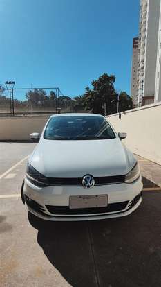VOLKSWAGEN-FOX-2018