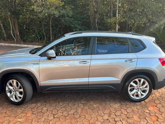 VOLKSWAGEN-TAOS-1.4 250 TSI TOTAL FLEX COMFORTLINE AUTOMÁTICO VOLKSWAGEN-TAOS-2023