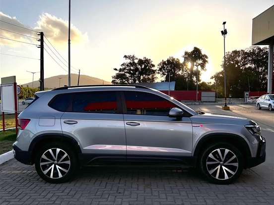 VOLKSWAGEN-TAOS-1.4 250 TSI TOTAL FLEX COMFORTLINE AUTOMÁTICO VOLKSWAGEN-TAOS-2023