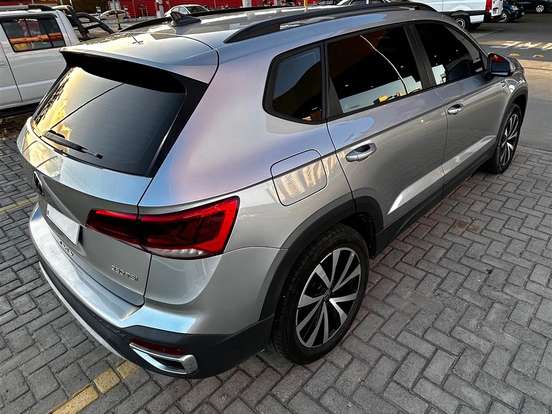 VOLKSWAGEN-TAOS-1.4 250 TSI TOTAL FLEX COMFORTLINE AUTOMÁTICO VOLKSWAGEN-TAOS-2023