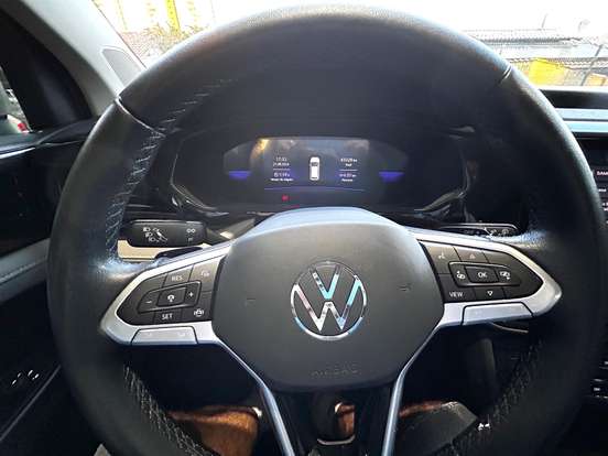 VOLKSWAGEN-TAOS-1.4 250 TSI TOTAL FLEX COMFORTLINE AUTOMÁTICO VOLKSWAGEN-TAOS-2023