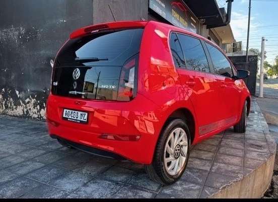 VOLKSWAGEN-UP-2019