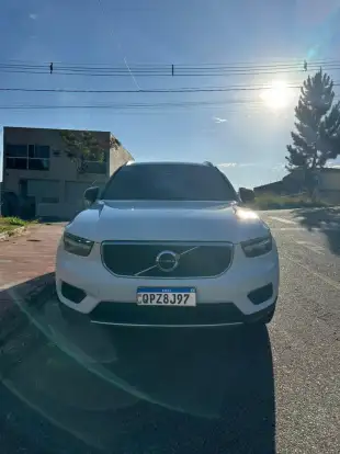 VOLVO-XC40-2.0 T5 GASOLINA MOMENTUM AWD GEARTRONIC VOLVO-XC40-2019