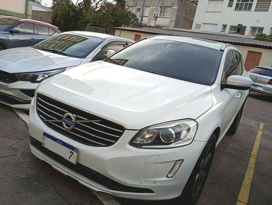 VOLVO-XC60-2014