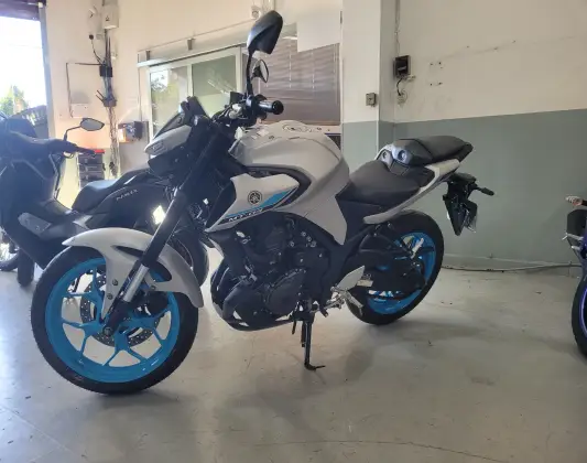 YAMAHA MT-03 CONNECTED ABS 