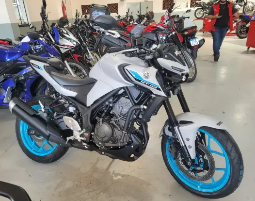 YAMAHA-MT-03 CONNECTED ABS YAMAHA-MT-03 CONNECTED ABS-2025