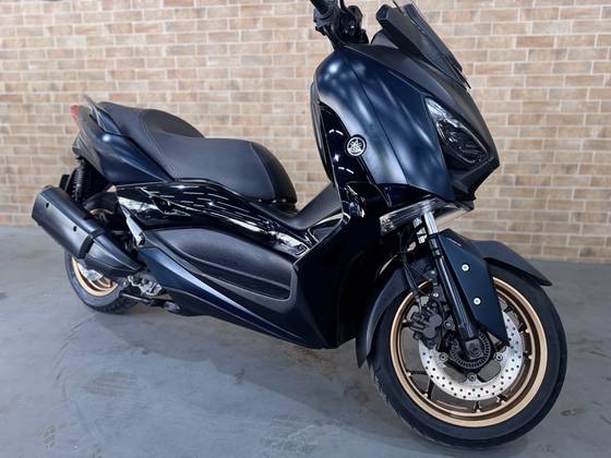 YAMAHA XMAX ABS 