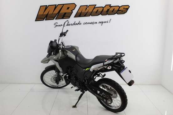 YAMAHA-XTZ 250 LANDER CONNECTED-2024
