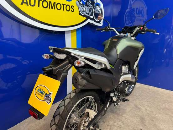 YAMAHA-XTZ 250 LANDER CONNECTED-2025