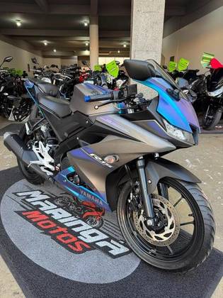 YAMAHA YZF R15 