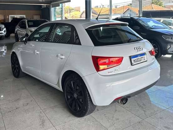 AUDI-A1-1.4 TFSI ATTRACTION 16V 122CV GASOLINA 4P AUTOMÁTICO AUDI-A1-2012