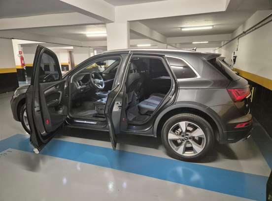 AUDI-Q5-2022