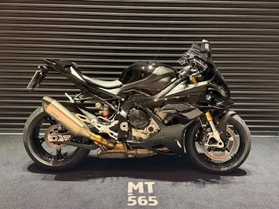 BMW S 1000 RR BMW S 1000 RR