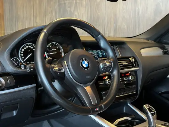 BMW-X4-3.0 M SPORT 35I 4X4 24V TURBO GASOLINA 4P AUTOMÁTICO BMW-X4-2016