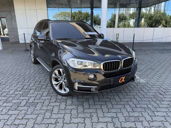 BMW-X5-2017