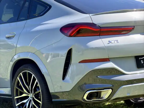 BMW-X6-3.0 TWINPOWER GASOLINA XDRIVE40I M SPORT AUTOMÁTICO BMW-X6-2024