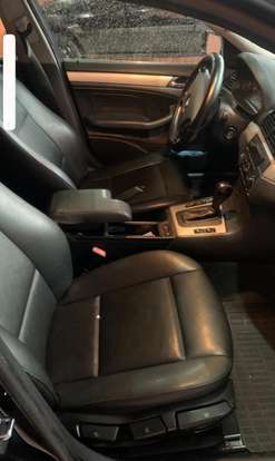 BMW-320i-2002