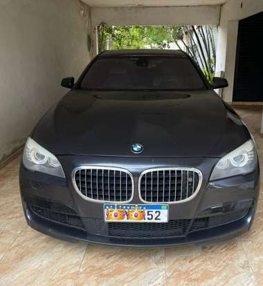BMW-750i-4.4 SEDAN V8 32V GASOLINA 4P AUTOMÁTICO BMW-750i-2011