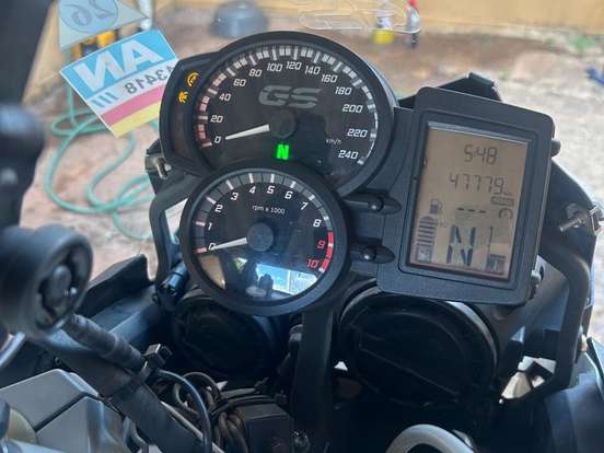 BMW-F 800 GS ADVENTURE BMW-F 800 GS ADVENTURE-2015
