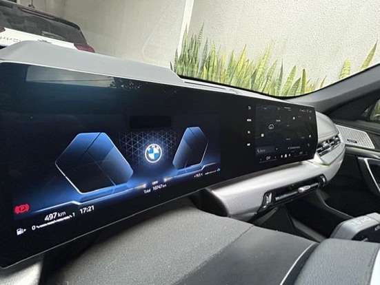 BMW-X1-2025