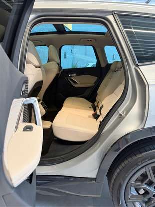 BMW-X1-2023